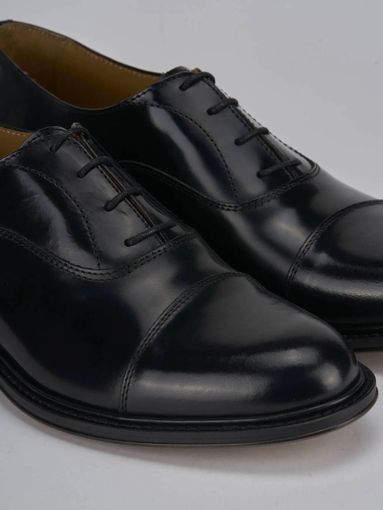 Stringate pelle nero