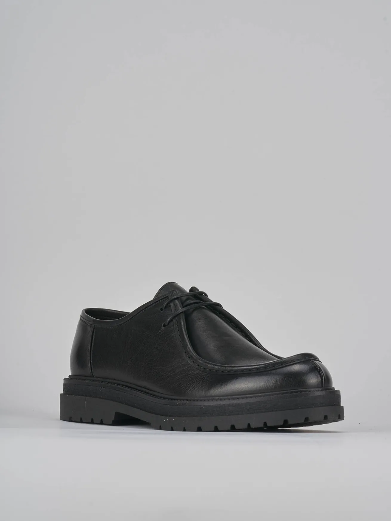 Stringate pelle nero