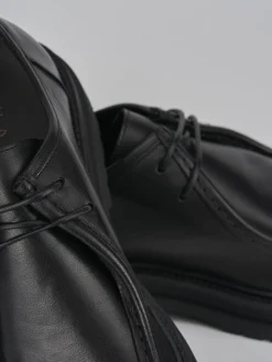 Stringate pelle nero