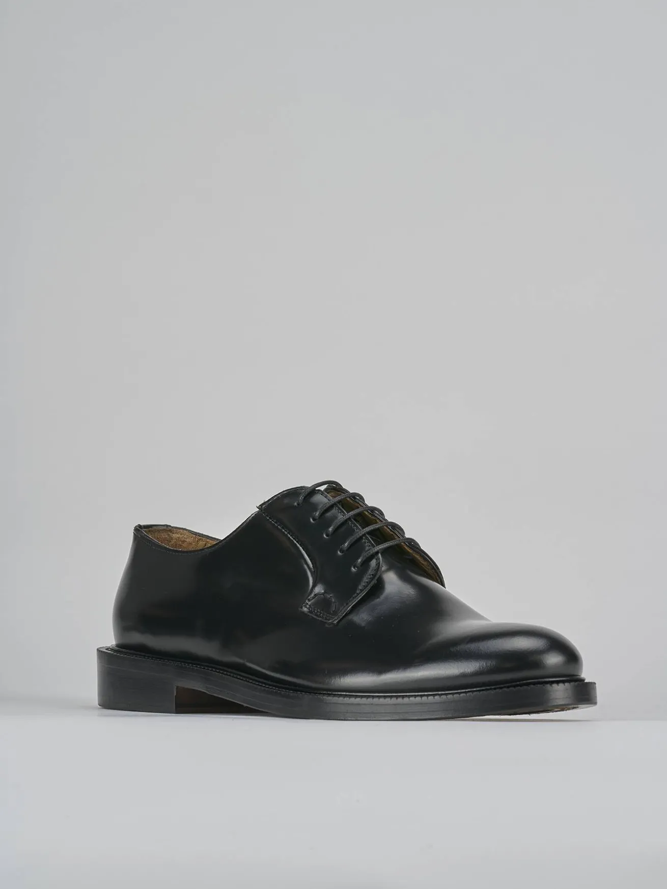 Stringate pelle nero