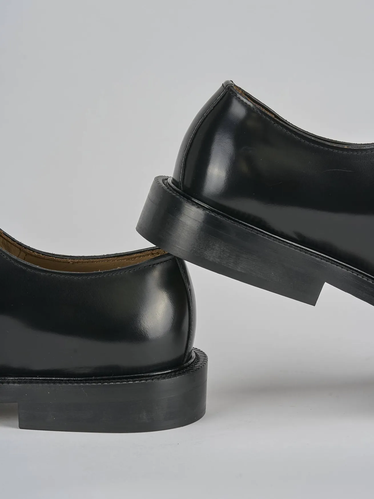 Stringate pelle nero