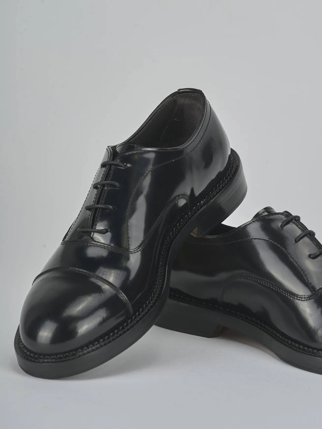 Stringate pelle nero