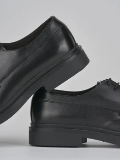 Stringate pelle nero