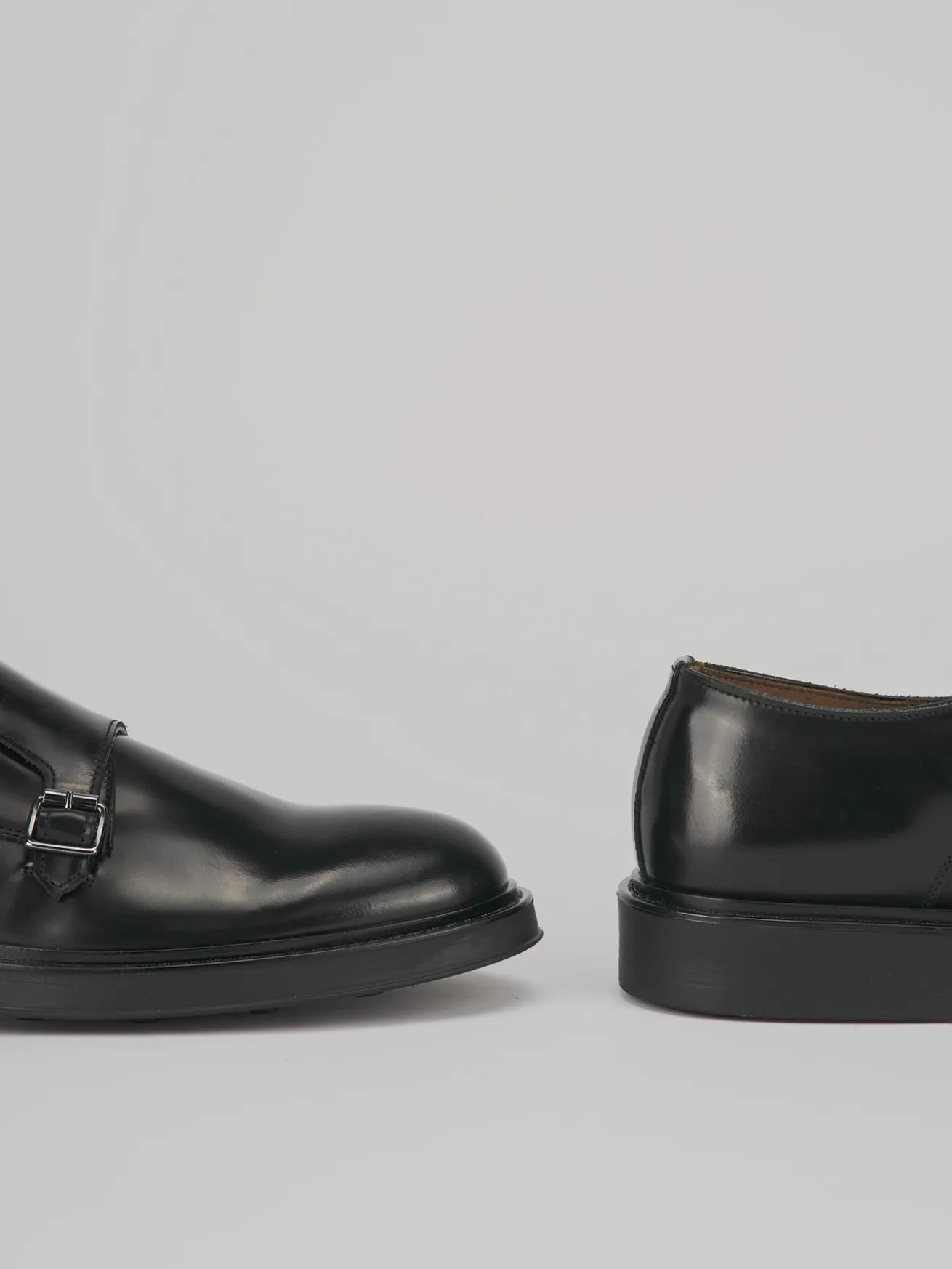 Stringate pelle nero