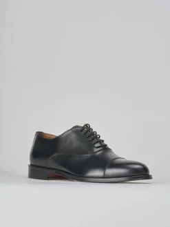 Stringate pelle nero