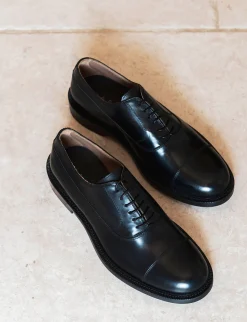 Stringate pelle nero