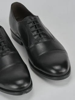 Stringate pelle nero