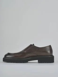 Stringate pelle testa