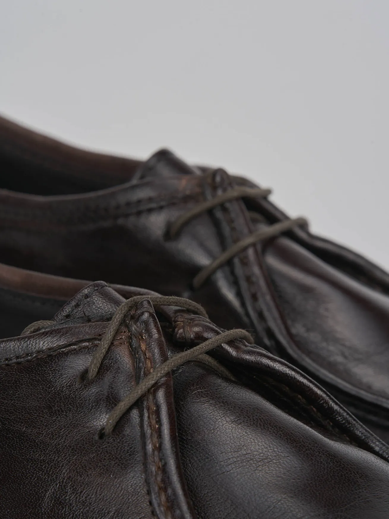 Stringate pelle testa