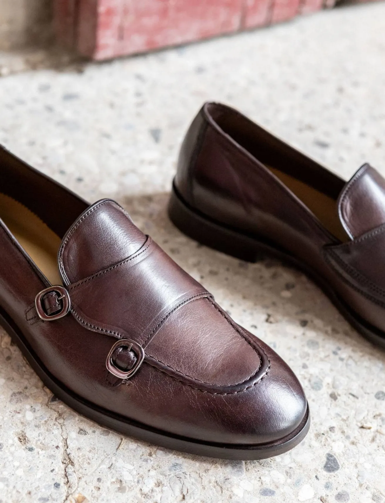 Stringate pelle testa