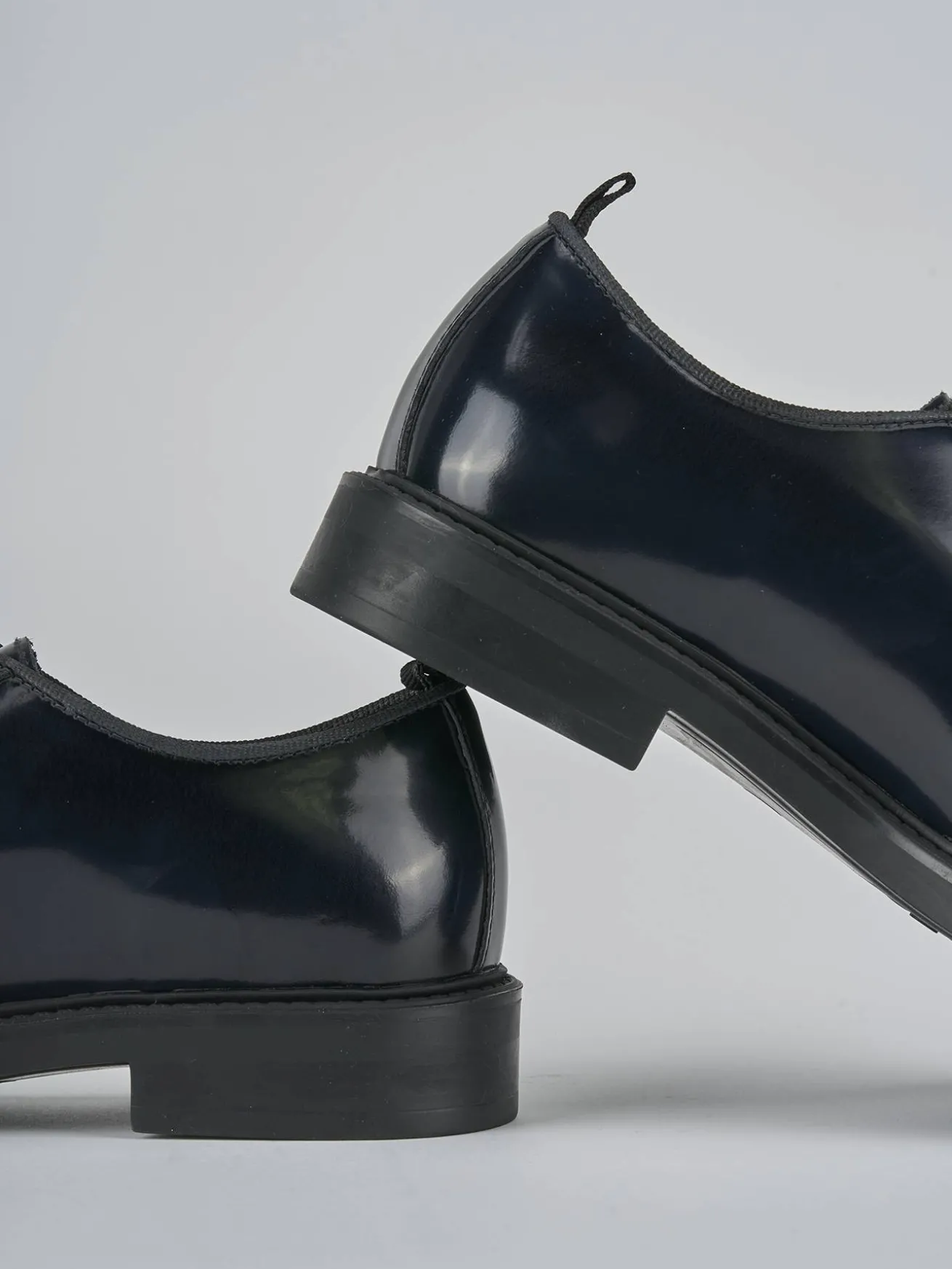 Stringate tacco 2cm pelle blu