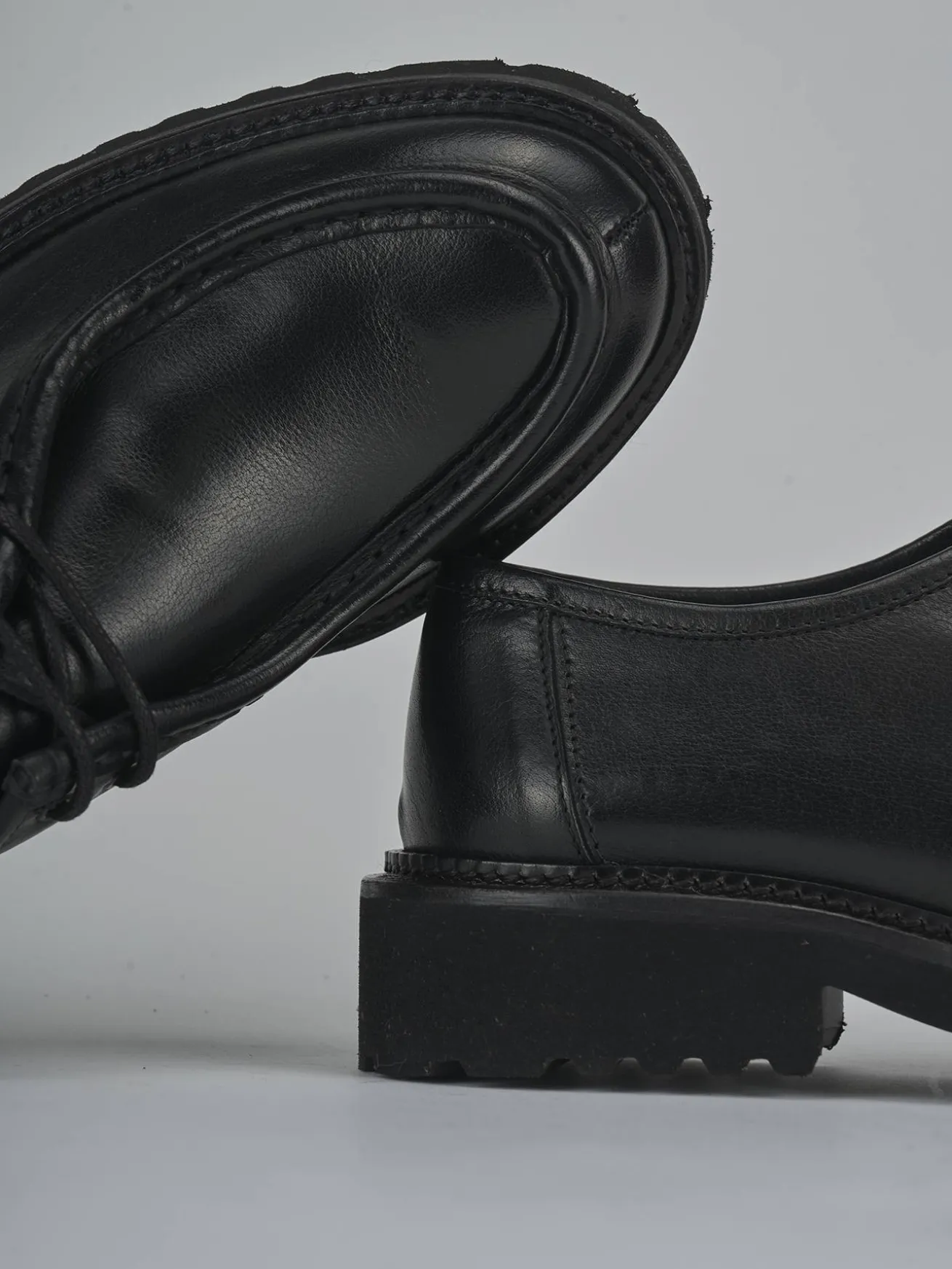 Stringate tacco 2cm pelle nero