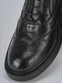 Stringate tacco 2cm pelle nero