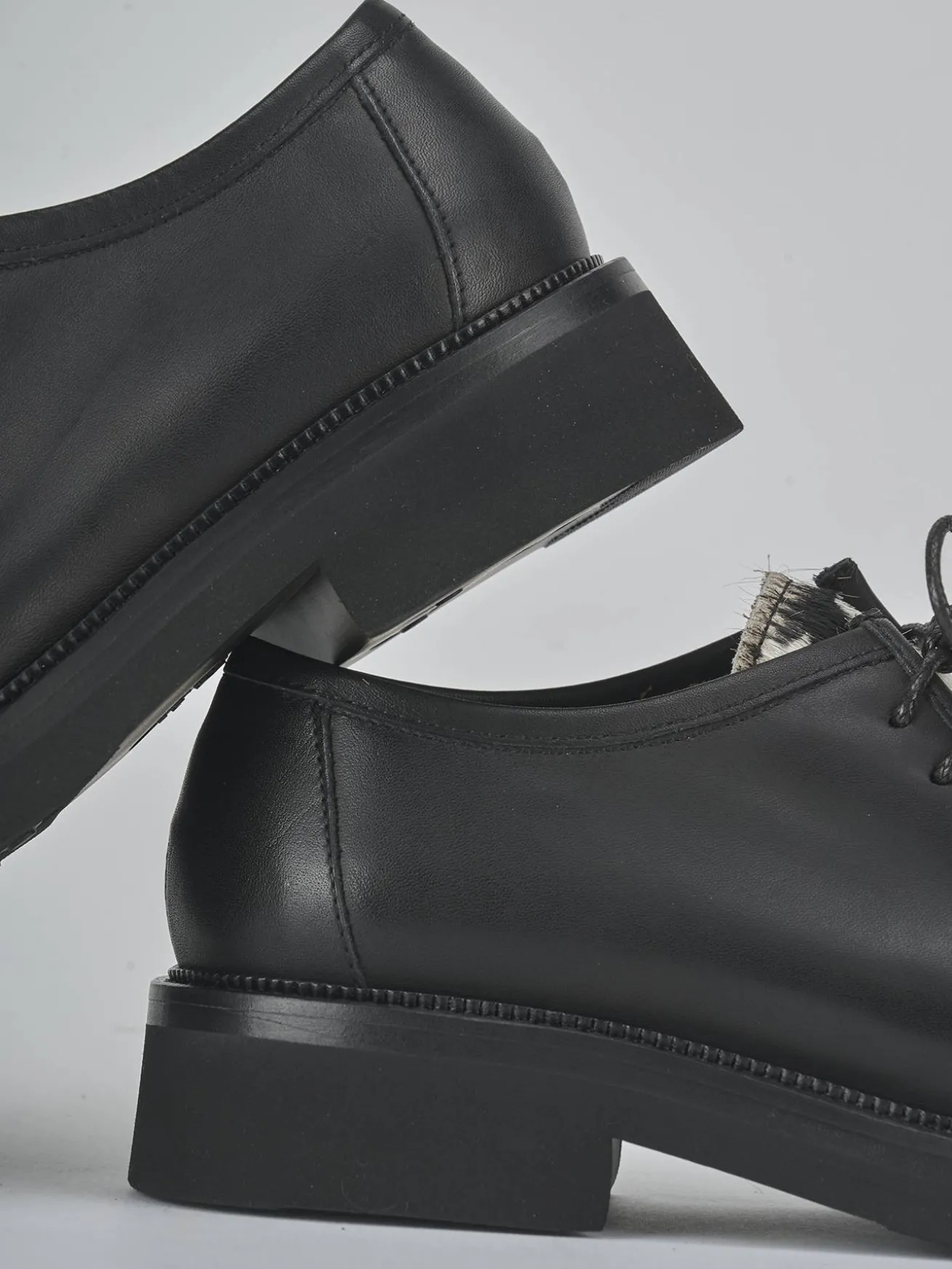 Stringate tacco 2cm pelle nero