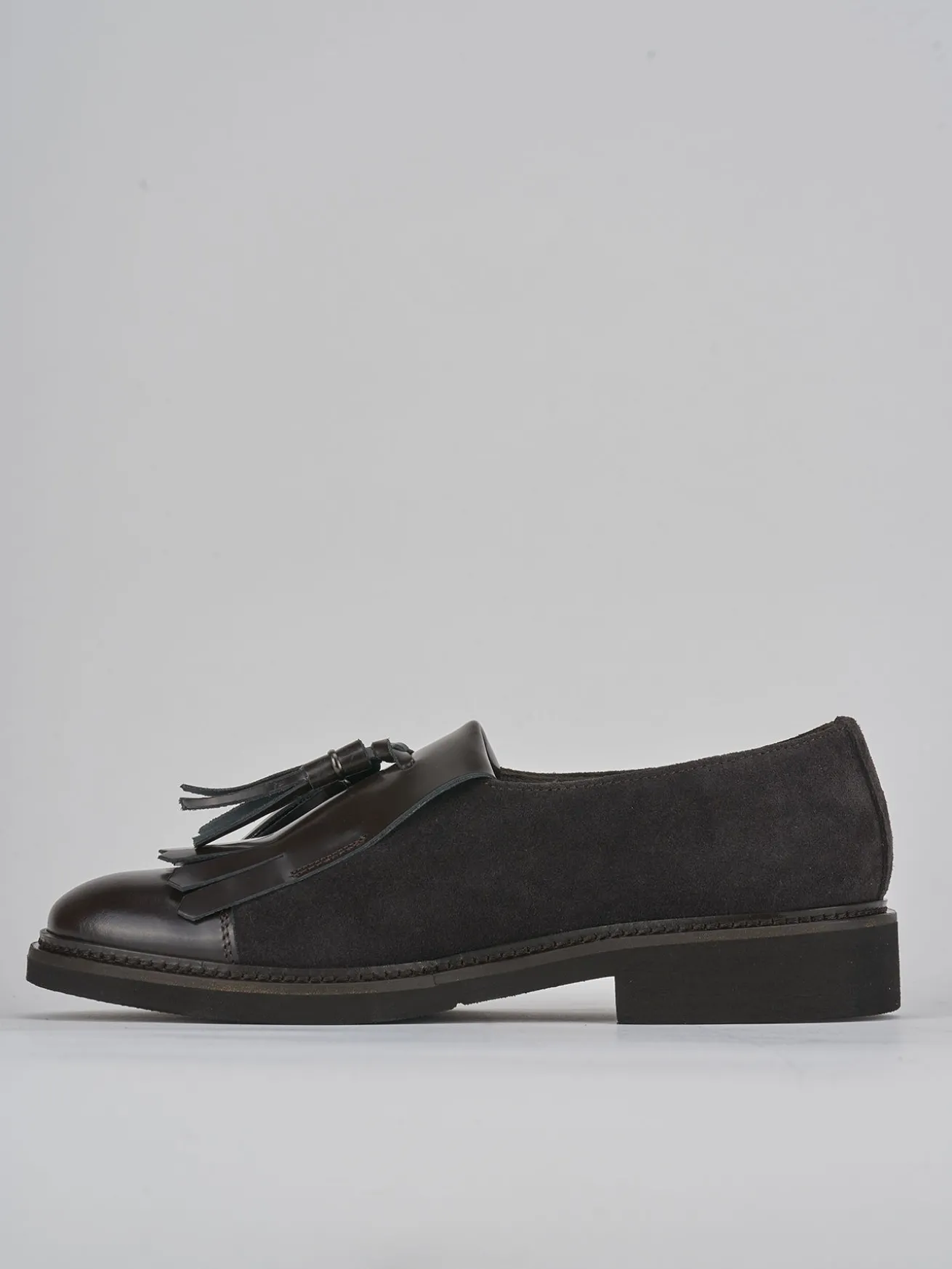 Stringate tacco 2cm pelle testa