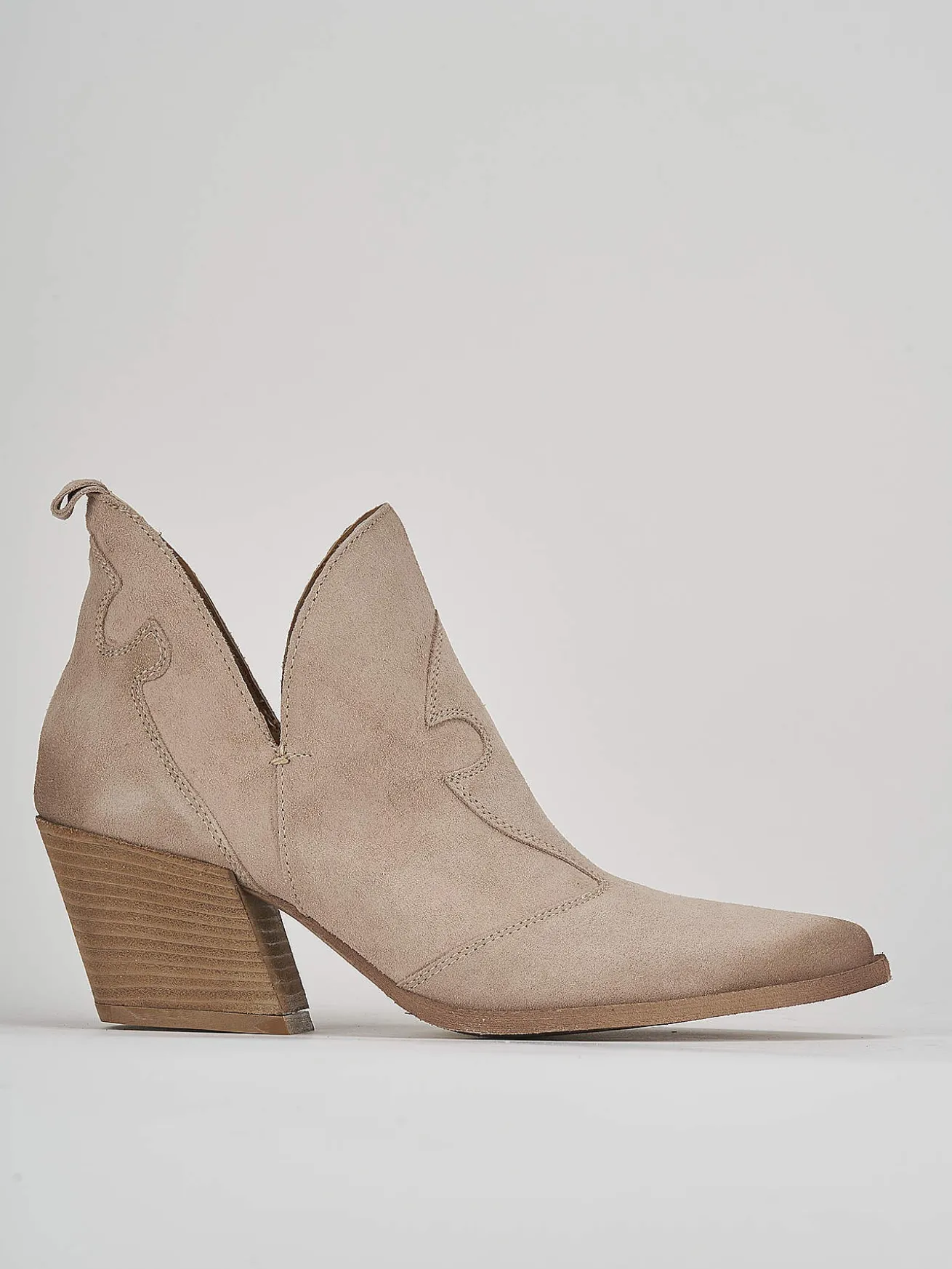 Tronchetto tacco 7 cm beige camoscio