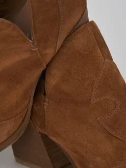 Tronchetto tacco 7 cm marrone camoscio