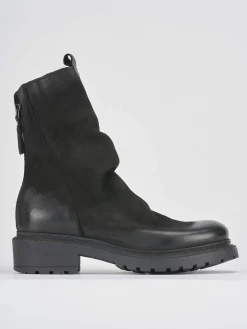 Tronchetto tacco 2 cm nero nabuk