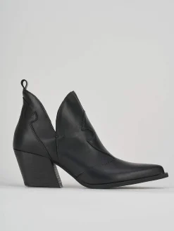 Tronchetto tacco 7 cm nero pelle