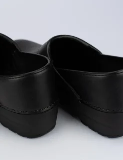 Zoccolo zeppa 2cm nero pelle